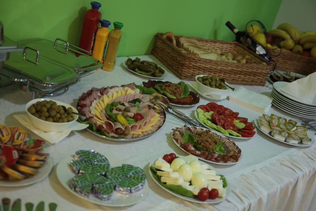 Hostel Royal Obrenovac  Eksteriør bilde